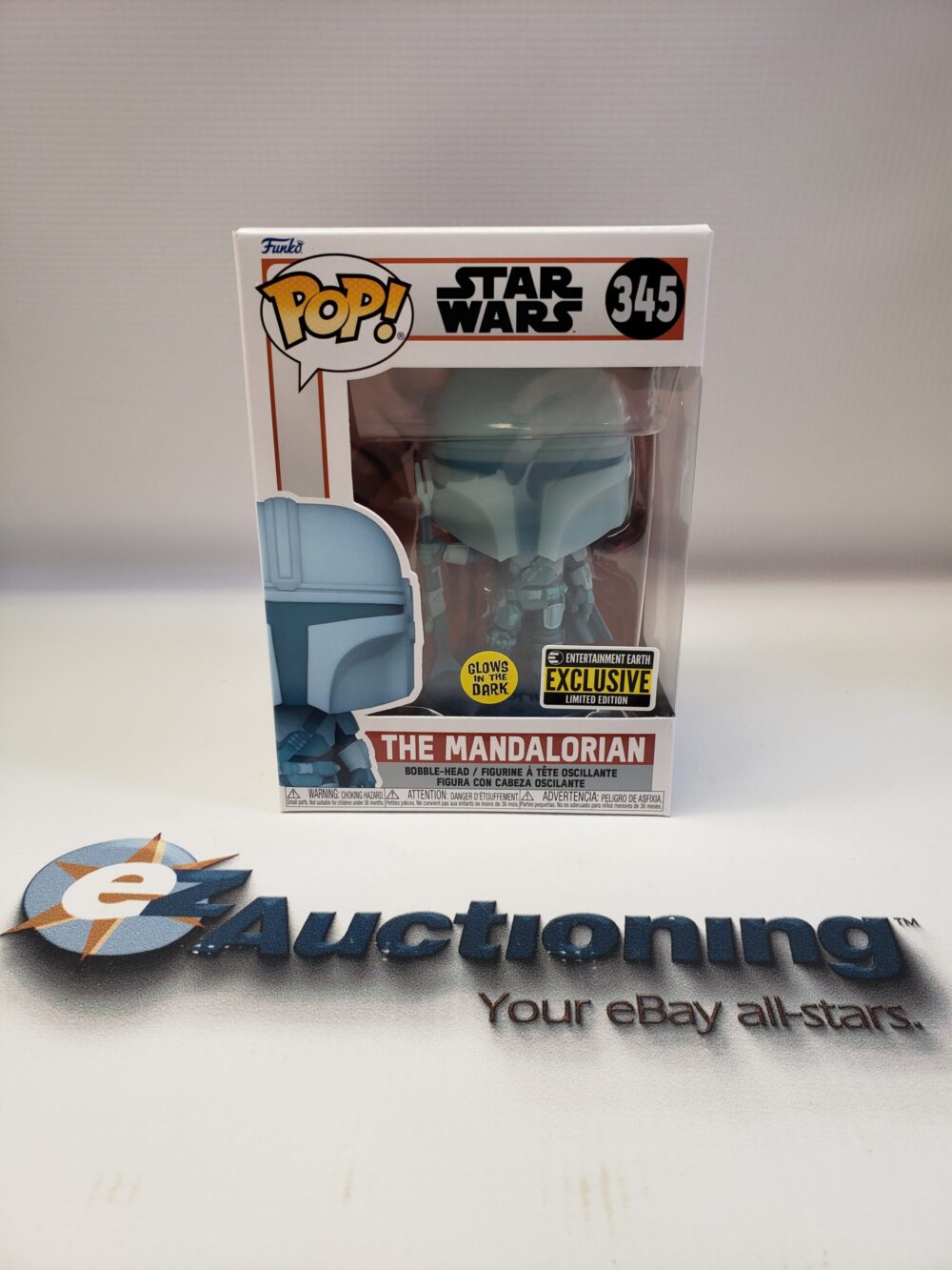 Funko Pop! Star Wars Entertainment Earth Exclusive GITD The Mandalorian #345