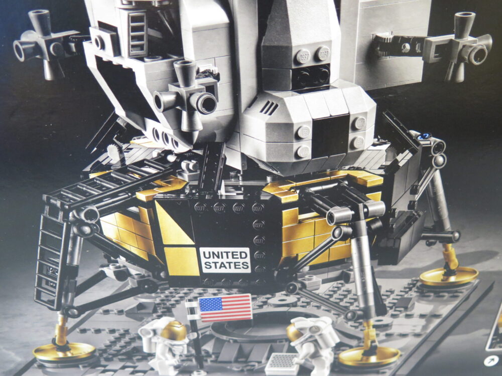 LEGO Creator NASA Apollo 11 Lunar Lander 10266 NIB - Image 6